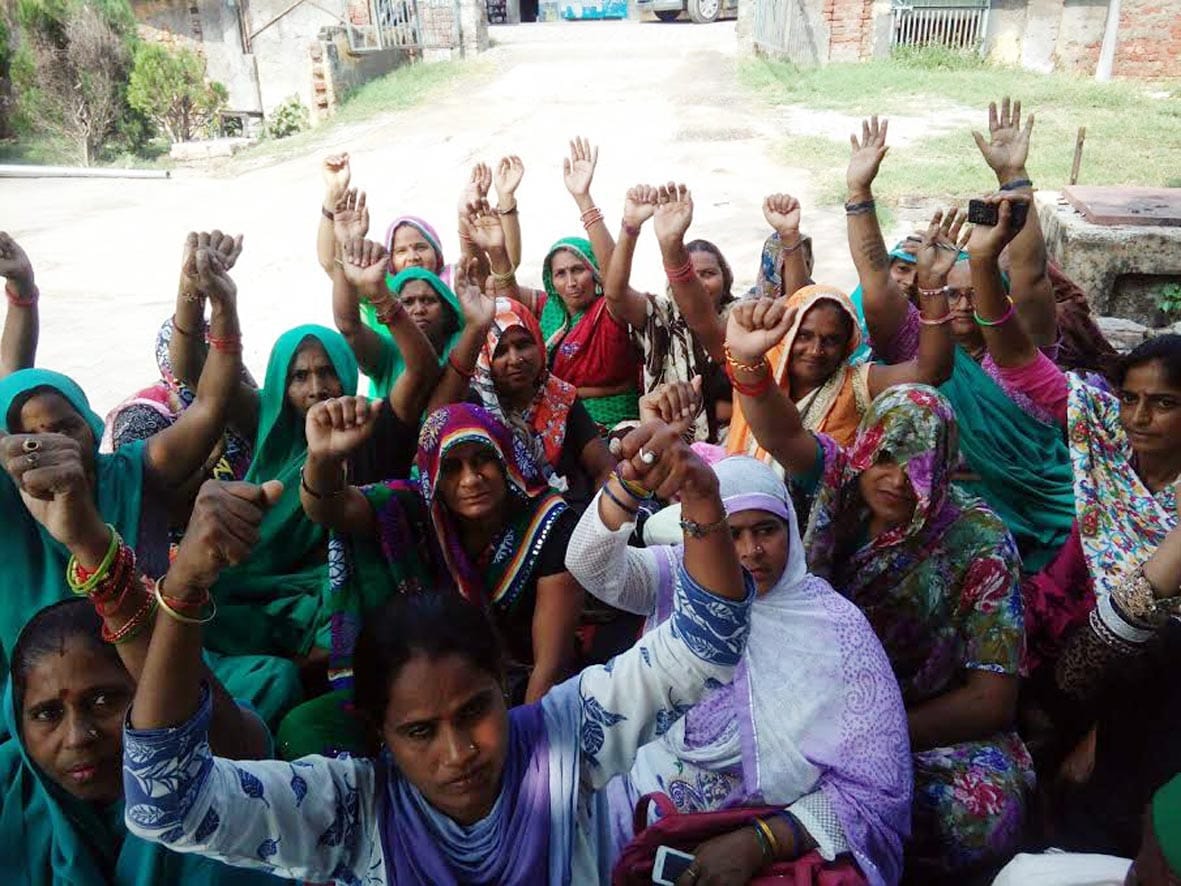Divided into two groups agitating Anganwadi Caryktriyan