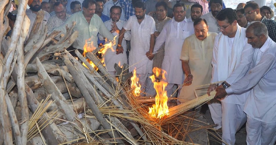 Political leaders reactions on Rss leader jagdish gagneja death
