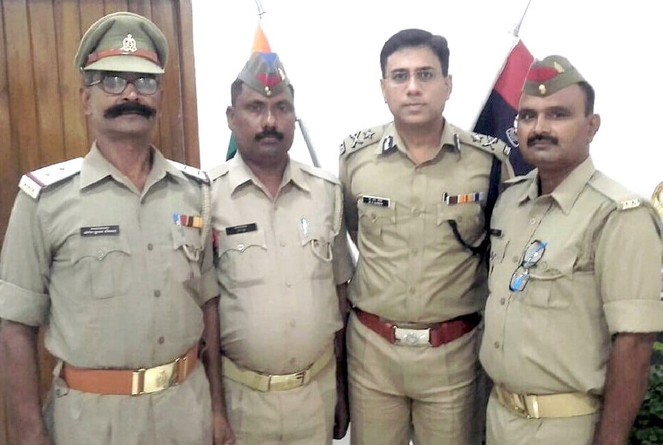 IG jailer and two soldiers were brave rewarded