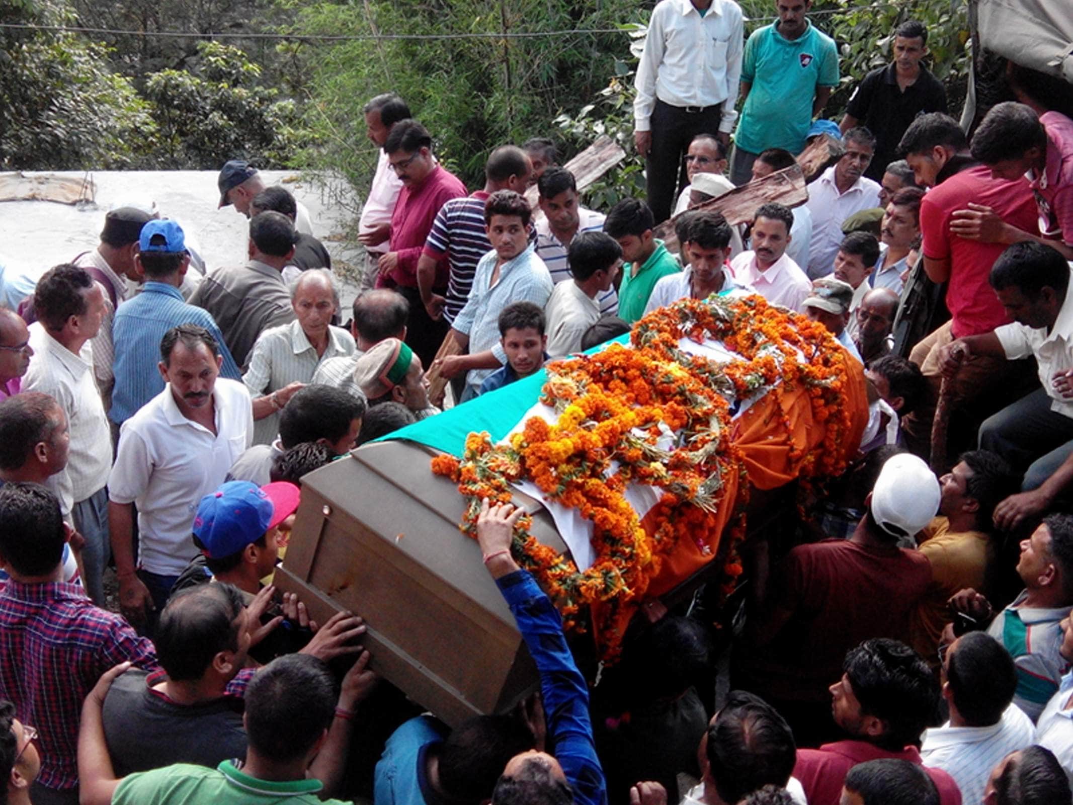 soldier atar singh cremation in uttarakhand.