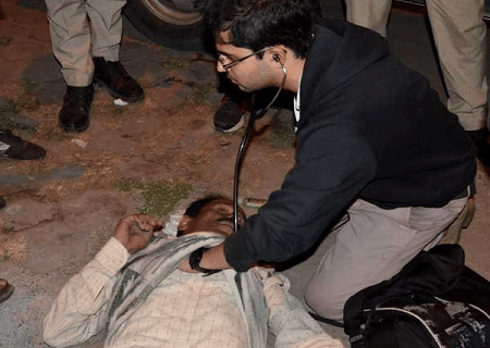 docter not be able to refuse treatment of injured  