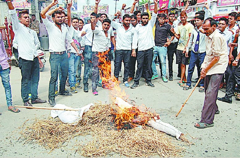 Tribute to the martyrs