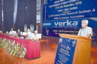 400 participants to brainstorm on the challenges dairy