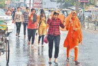 Karn lashed Bdra city, dissolved in cold weather