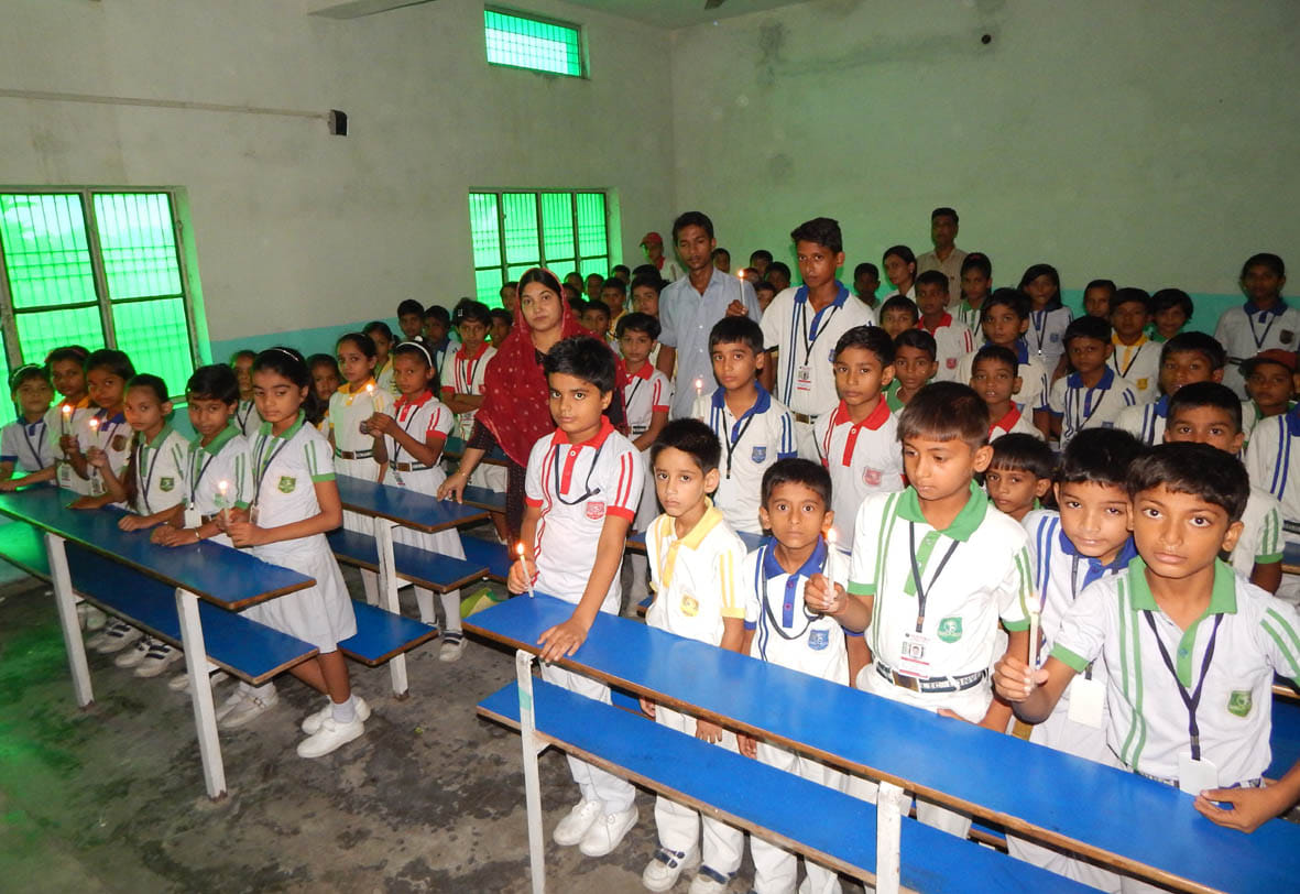 Tributes to martyred soldiers