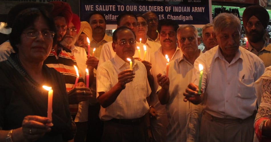 candal march in chandigarh for tribute to uri army camp terror attack martyrs