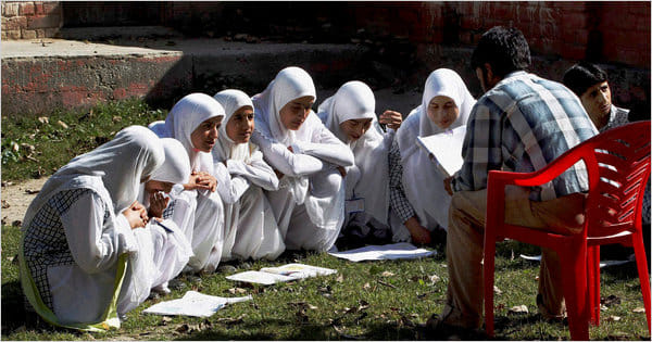 schools in kashmir valley reopened by indian army