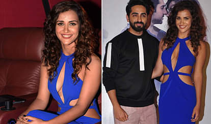 this herione spotted in bold dress in video song launching party