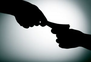 mobile company returned to give 9,500 rupies