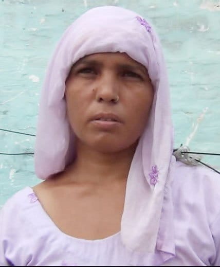son missing and father died, three daughters gave shoulder to father bier in rohtak
