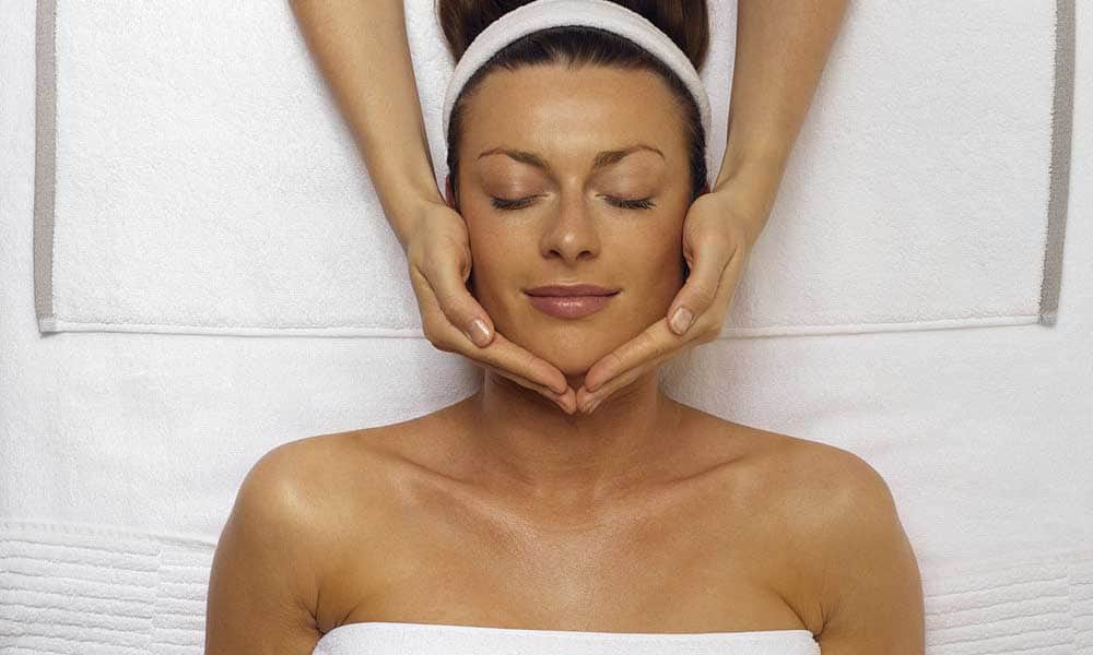 facial cream harmful for girl health
