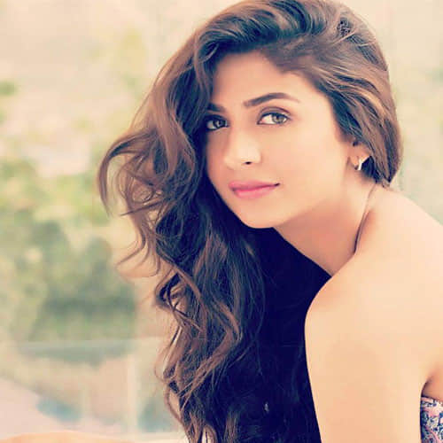 poo is now ready for her entry in bollywood