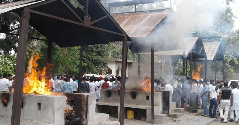 three friends died in road accident on the way to salasar, funeral in muktsar