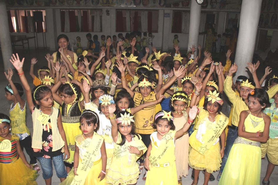 Yellow-Day: Naunihalon showing enthusiasm