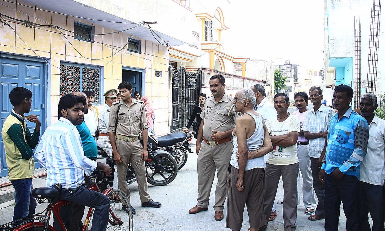 Vehicle theft near Kotwali police arrived