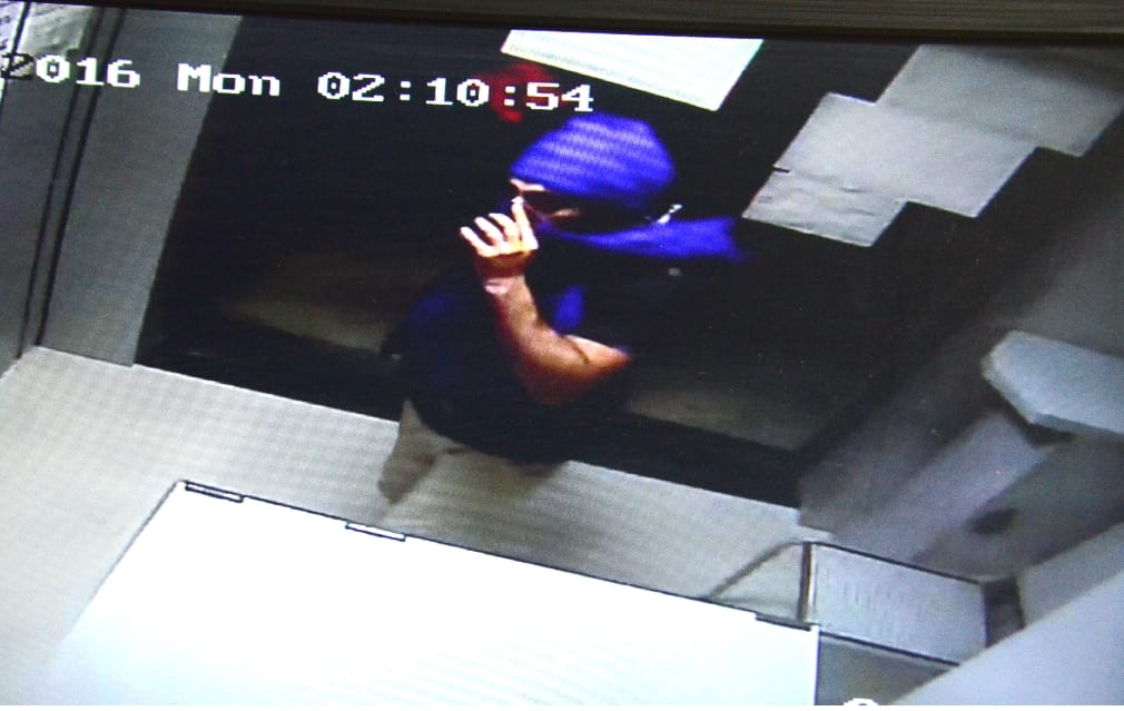 Attempt of ATM theft At Una Market.
