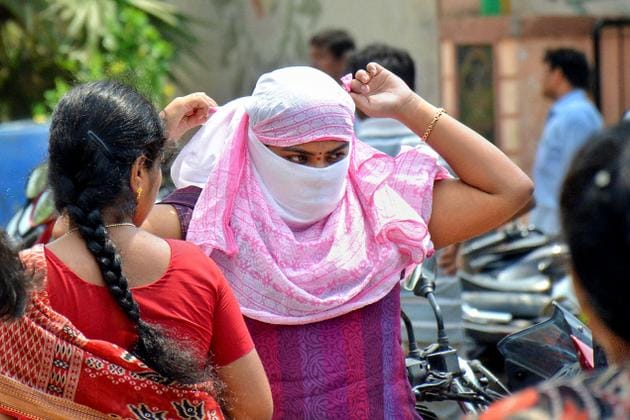 administration notice for people, who drive vehicles with covered face