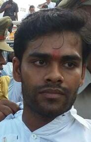 man throws shoe on rahul, road show sitapur