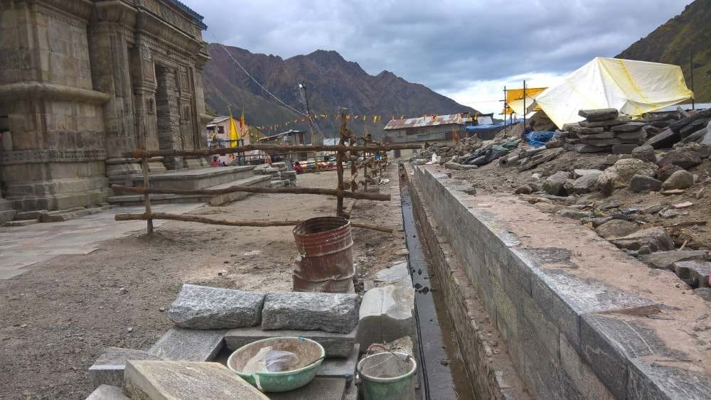 kedarnath history written on wall at kedarnath