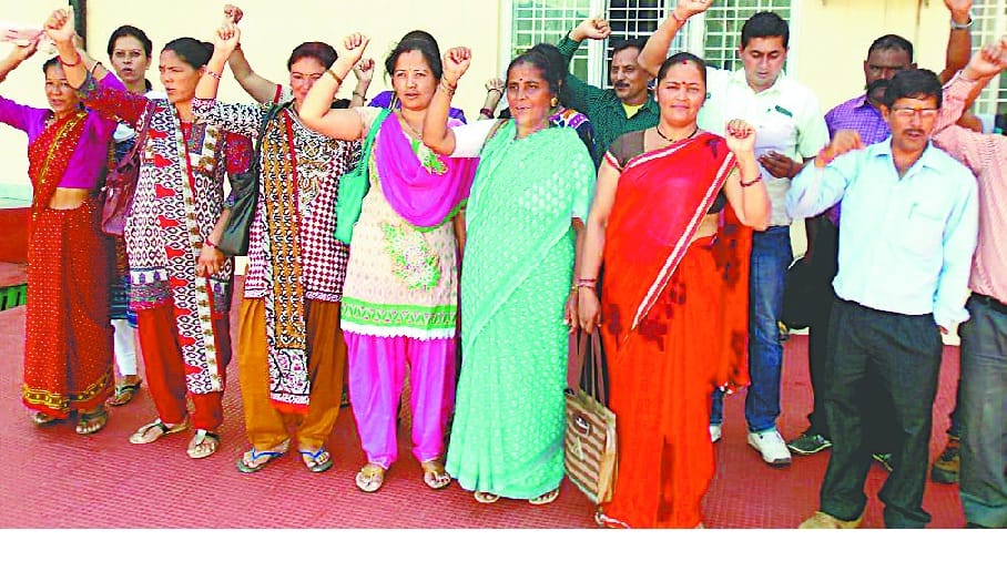 Rajiv's upstart protest chaos