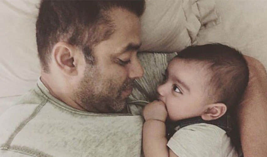 salman and ahil's photo goes on viral