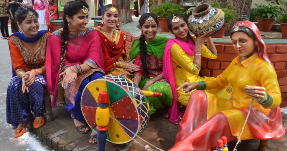 zonal youth festival of punjab university at MCM collage