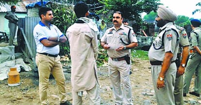 Suspects Seen in Pathankot punjab, Army Air Force alert
