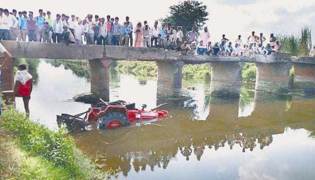 accident agra1