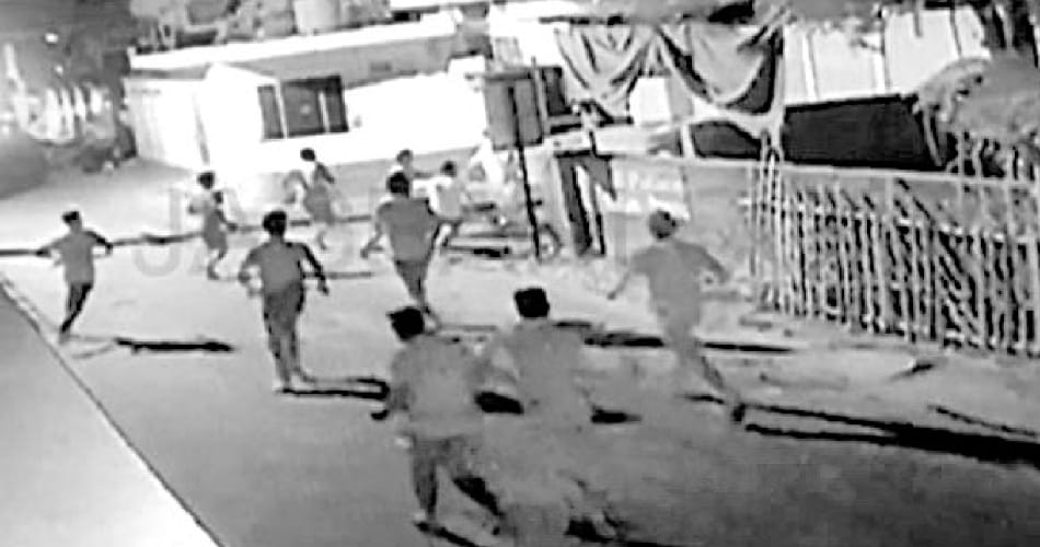 Firing between two groups in moga punjab, cctv