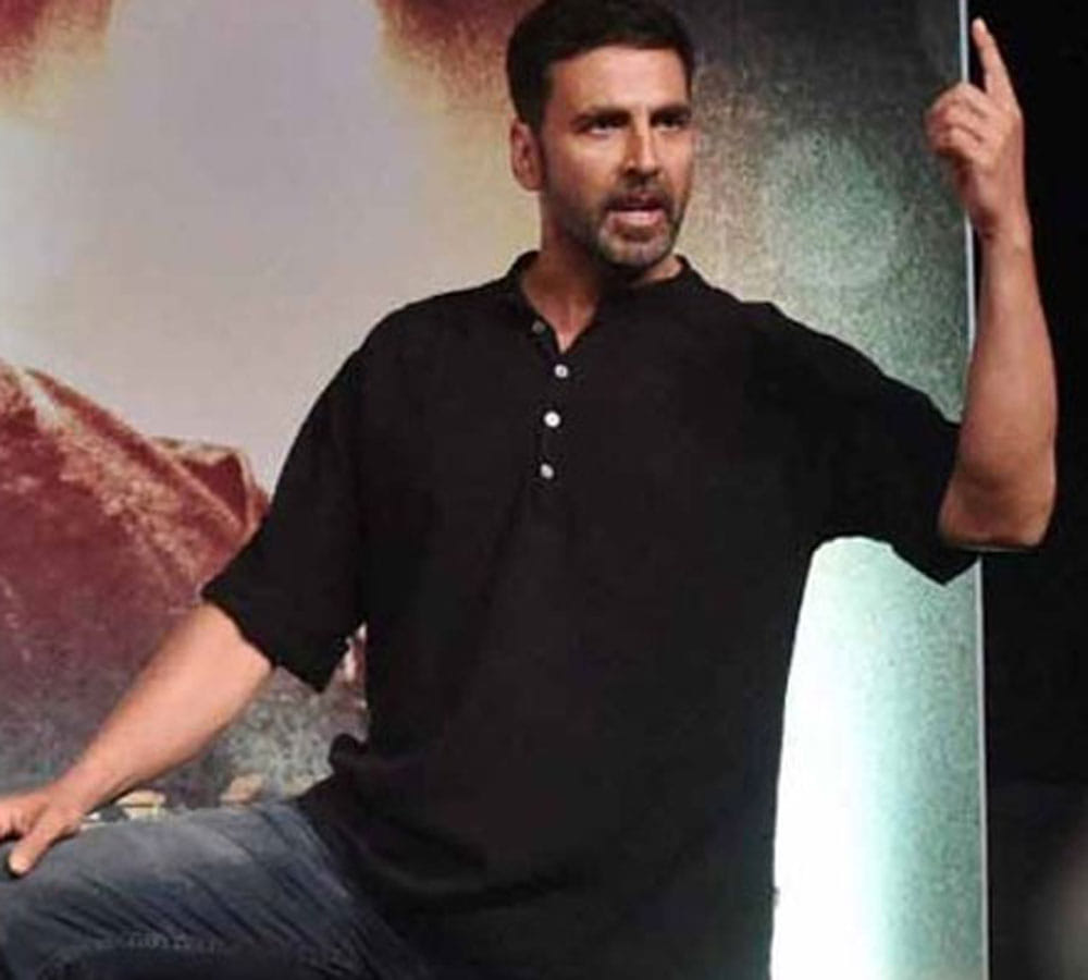 Akshay Kumar reveals why he changed his name from Rajiv Hari Om Bhatia