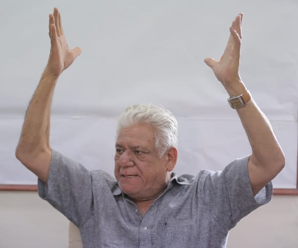 Om Puri can say anything after drinkinking liquor
