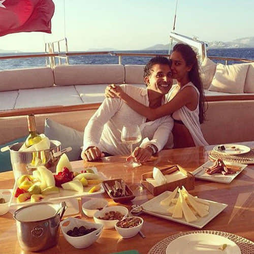 lisa haydon is ready to marry his boyfriend