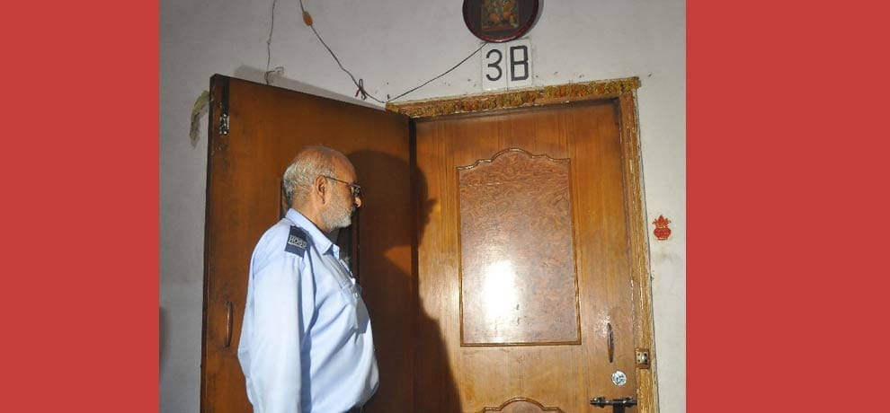 Here's how to end a bribery scam the clan, family member commite suicide by hang