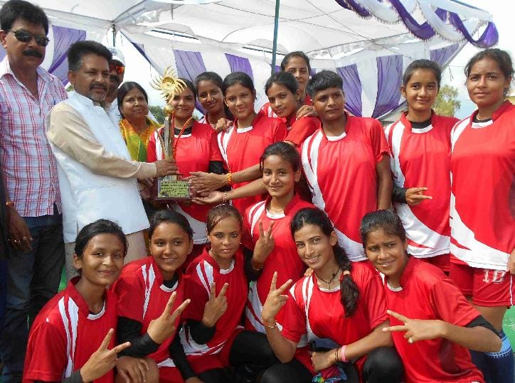 Tanakpur hockey winners
