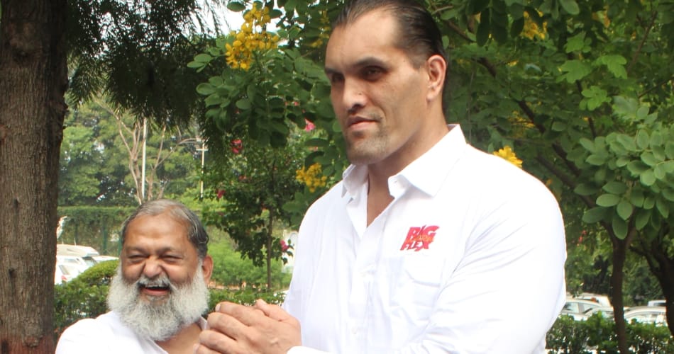 minister anil vij rejects the great khali proposal, hockey captain sardara singh criticized pakistan