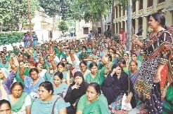 lucknow mein hoga aandolan