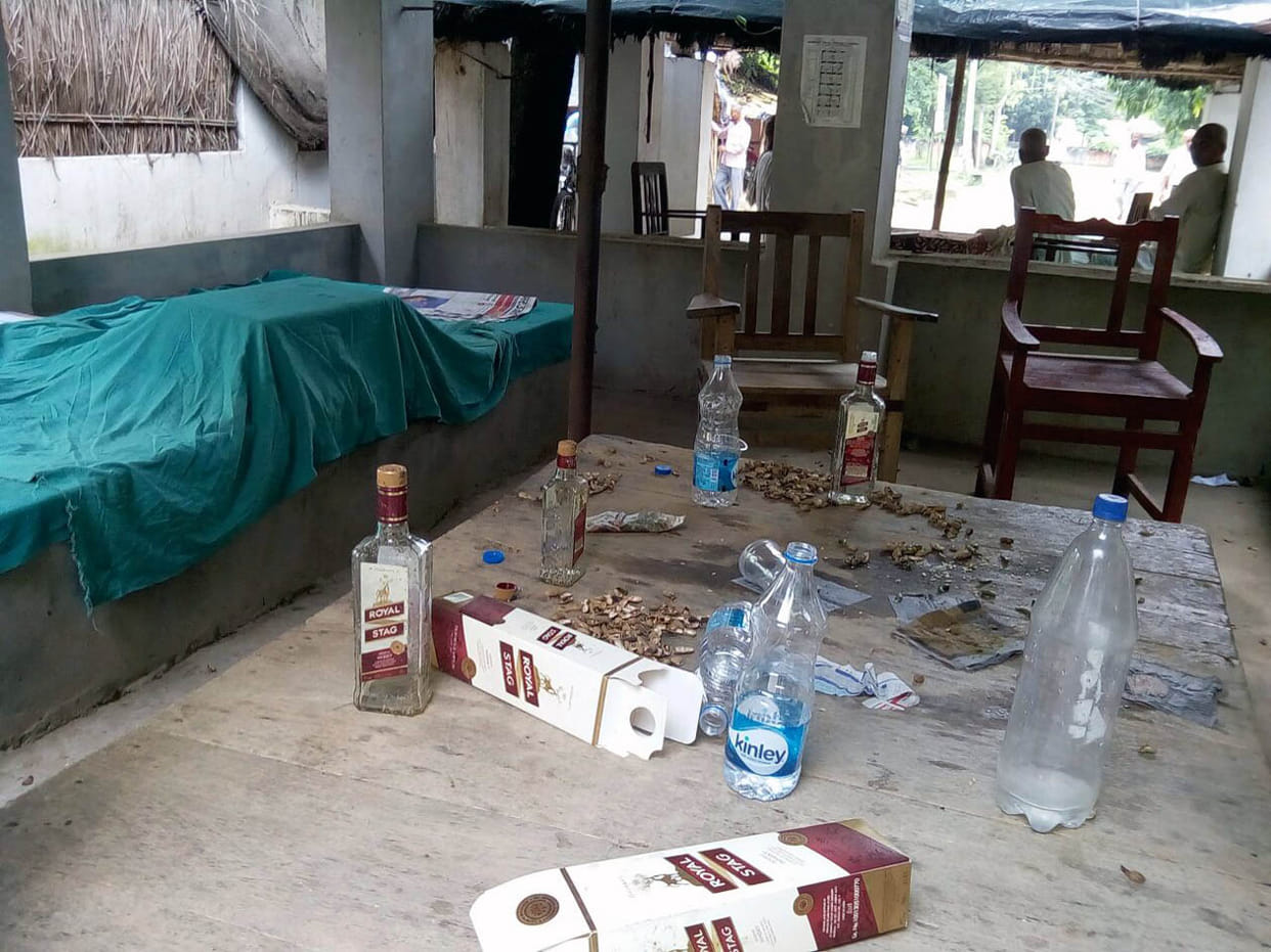  Evening 'bar', becomes court