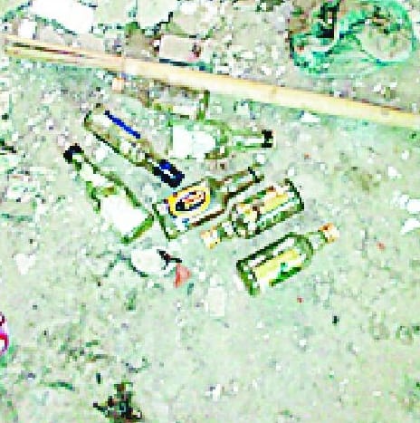 Close schools are overflowing in jam