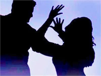 woman threaten end  abuse by Hooligans