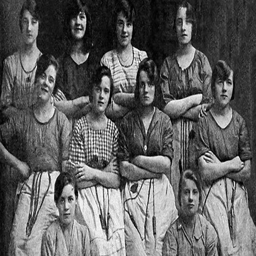 mystery behind this historical photo