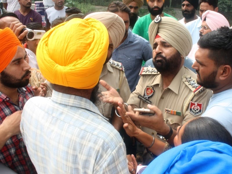 jam, batala jam, GT road jam in batala, batala, amritsar