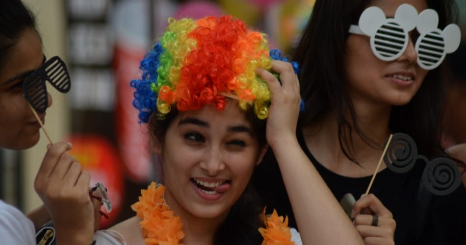 amazing photos of girls during punjab university zonal youth festival in mcm college