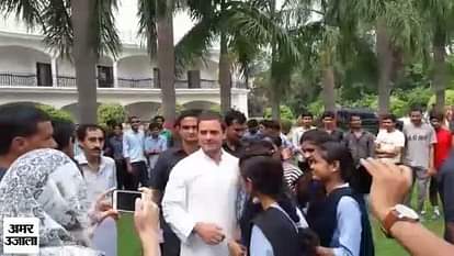 Rahul gandhi talks about women safety with students
