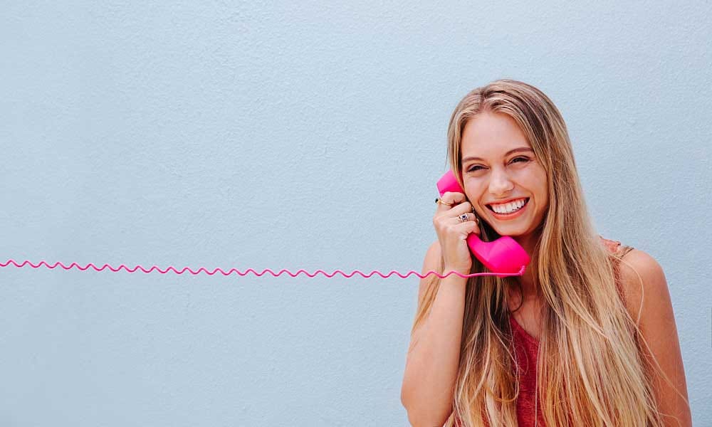 6 Things That Most Girls Do When They Miss Her Boyfriend