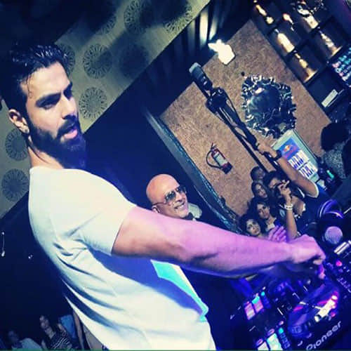 now ashmit patel become dj in mumbai