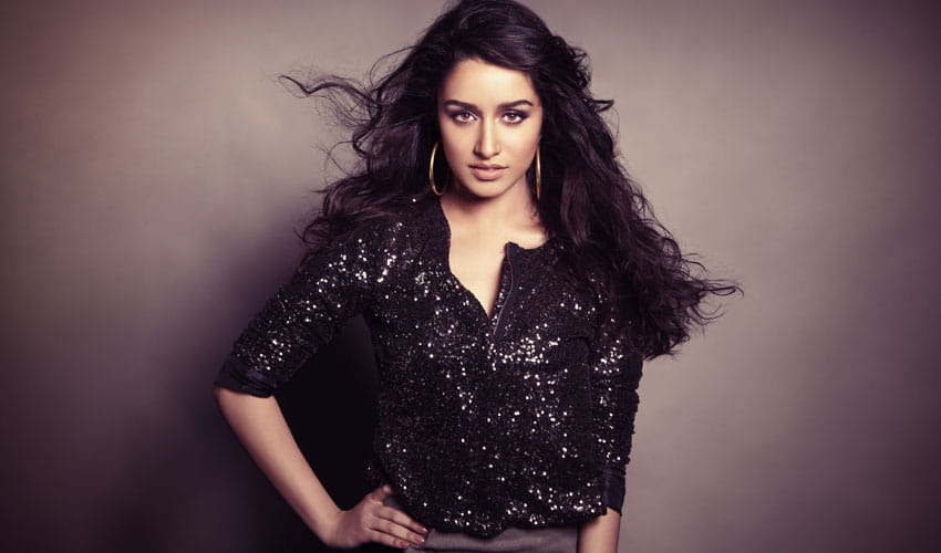 shraddha kapoor in late night party with aditya
