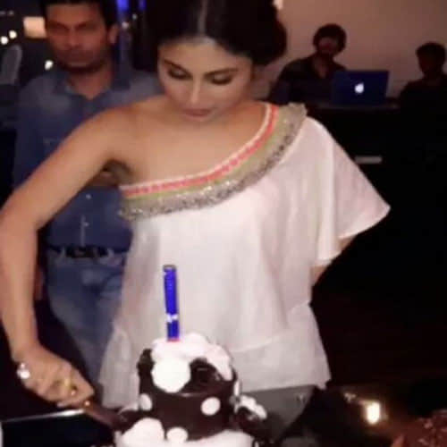 mouni roy celebrate her birthday with her boyfriend
