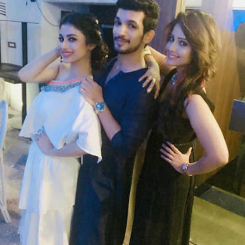 mouni roy celebrate her birthday with her boyfriend