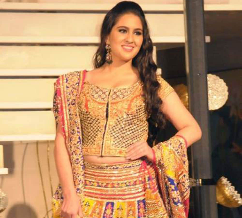 amrita singh dont like sara in short dress