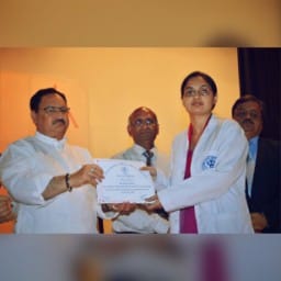 gold medal, Dr. Vinesh won gold medal, Dr. Vinesh top in MD, Bahadurgarh